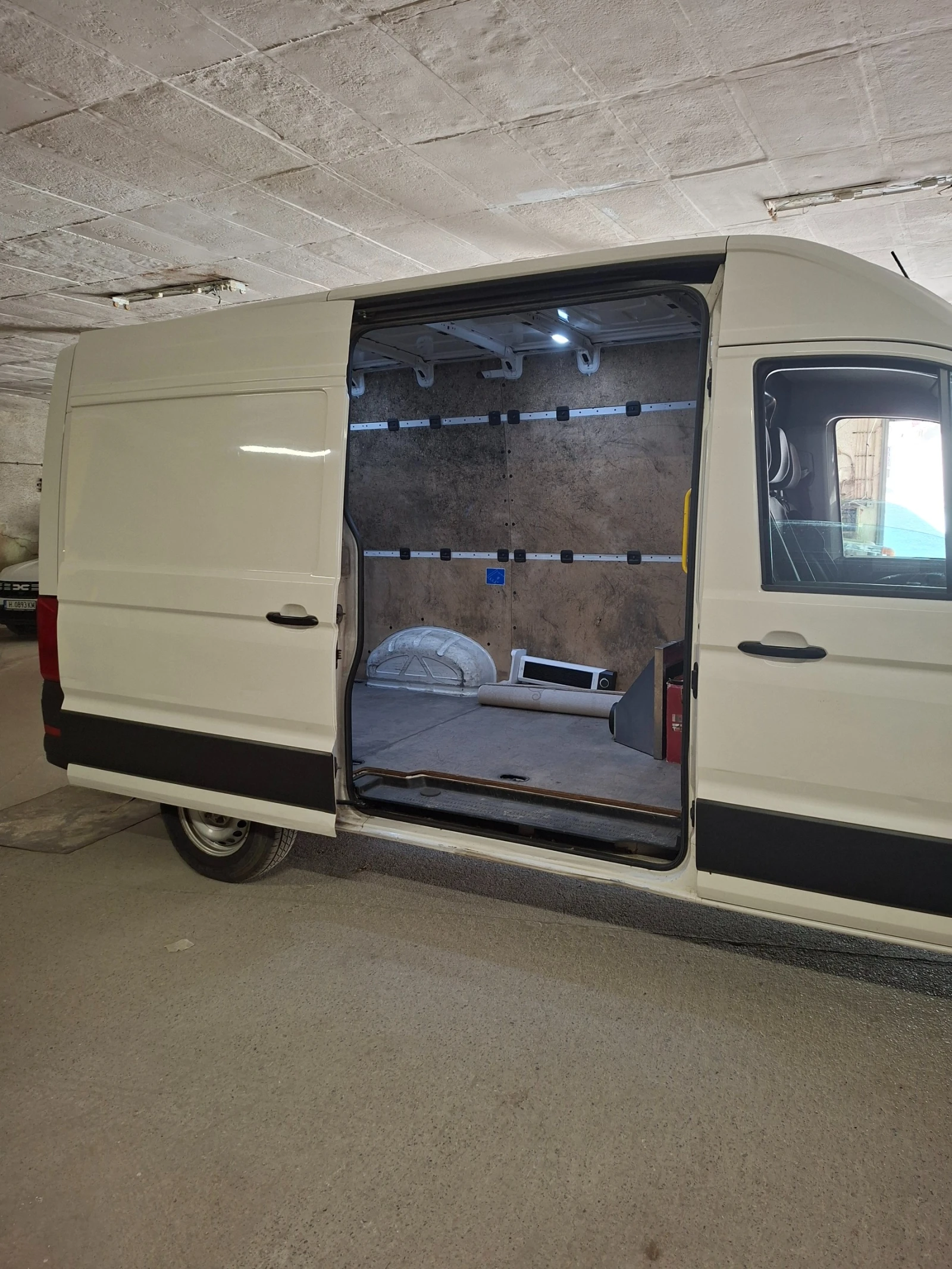 VW Crafter, снимка 7 - Бусове и автобуси - 54553357