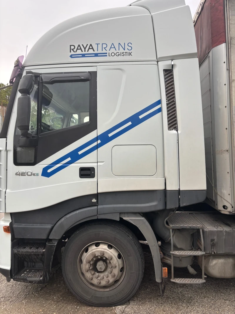 Iveco Stralis, снимка 2 - Камиони - 51747815