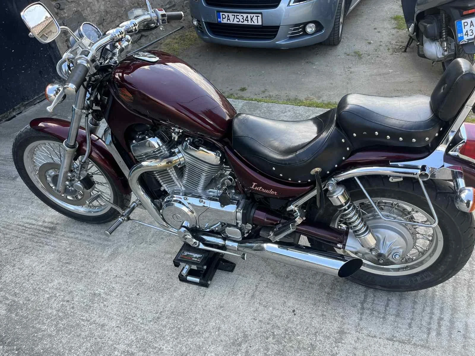 Suzuki Intruder VS750