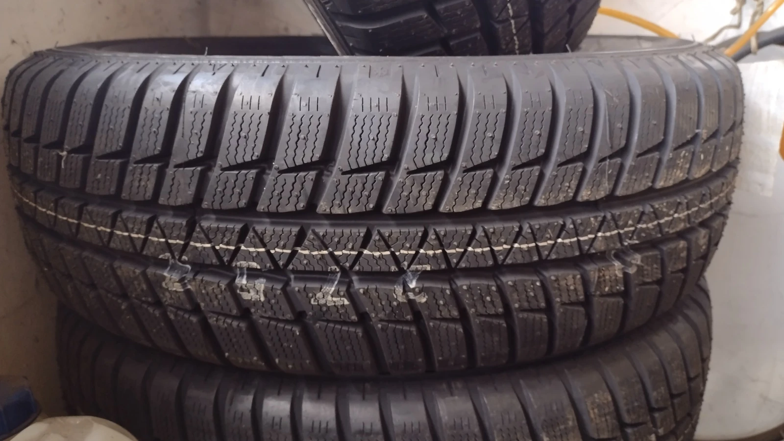 ���� 195/65R15 | Mobile.bg � ����������� 2