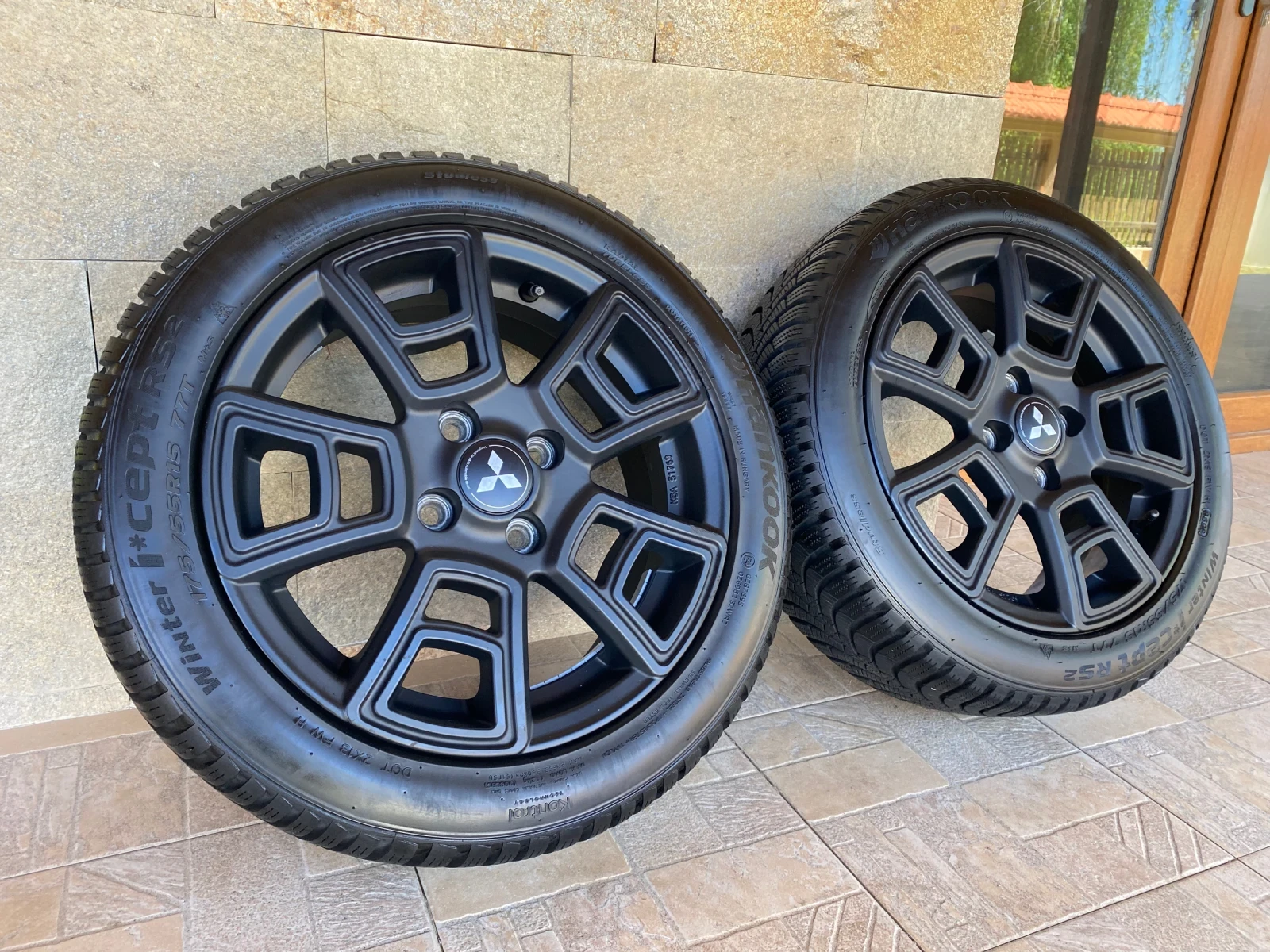Гуми с джанти Hankook 175/55R15, снимка 4 - Гуми и джанти - 54556209