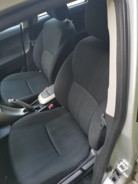 Toyota Auris, снимка 11