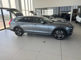 Volvo V90 Cross Country D5 AWD Inscription, снимка 2