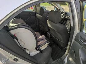 Toyota Avensis, снимка 11