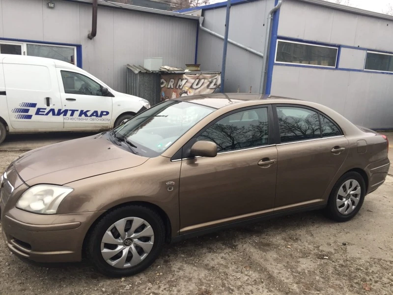 Toyota Avensis, снимка 6 - Автомобили и джипове - 47918110