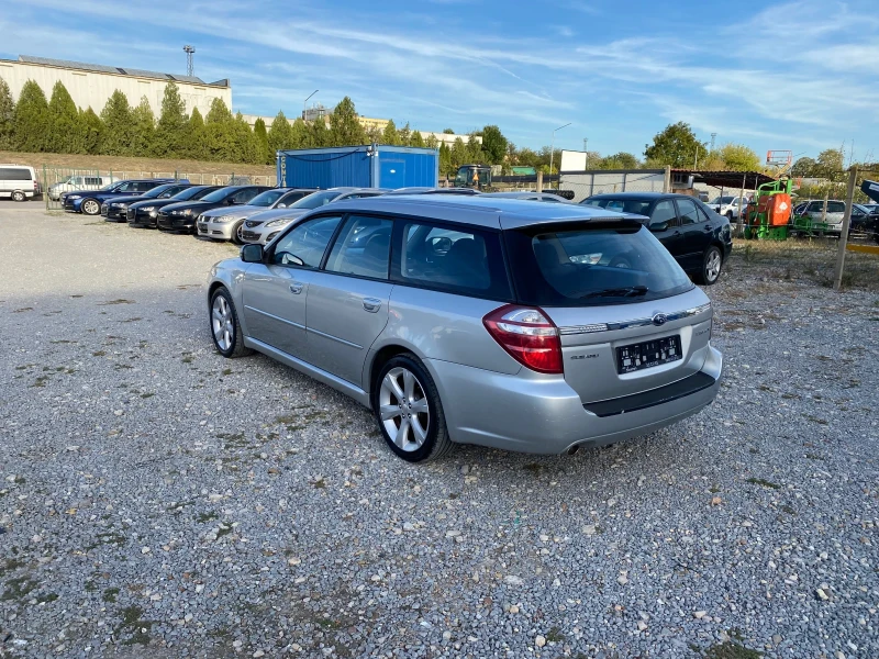 Subaru Legacy 2.0R Автоматик, снимка 4 - Автомобили и джипове - 47513573