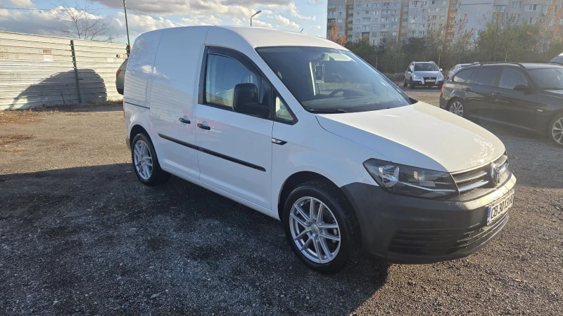 VW Caddy, снимка 2 - Автомобили и джипове - 50304618