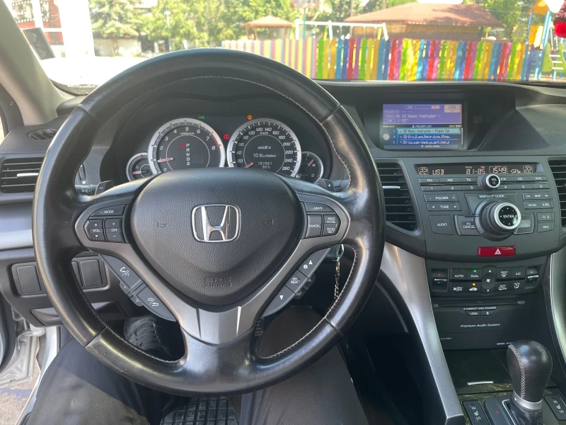 Honda Accord Executive Plus+ Advanced Safe, снимка 13 - Автомобили и джипове - 52308809