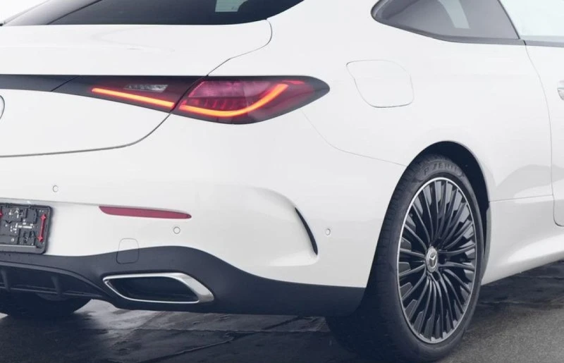 Mercedes-Benz CLE 200/ AMG/ 4-MATIC/ NIGHT/ 360 CAMERA/ LED/ PANO/, снимка 5 - Автомобили и джипове - 51659124