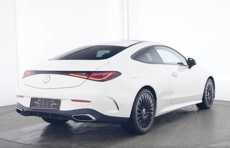 Mercedes-Benz CLE 200/ AMG/ 4-MATIC/ NIGHT/ 360 CAMERA/ LED/ PANO/, снимка 4 - Автомобили и джипове - 51659124