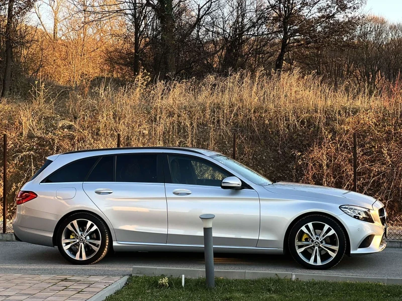 Mercedes-Benz C 200, снимка 10 - Автомобили и джипове - 52500593