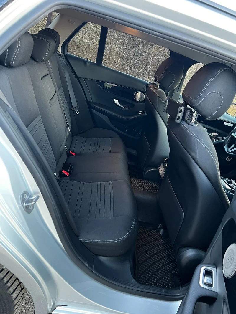Mercedes-Benz C 200, снимка 6 - Автомобили и джипове - 52500593