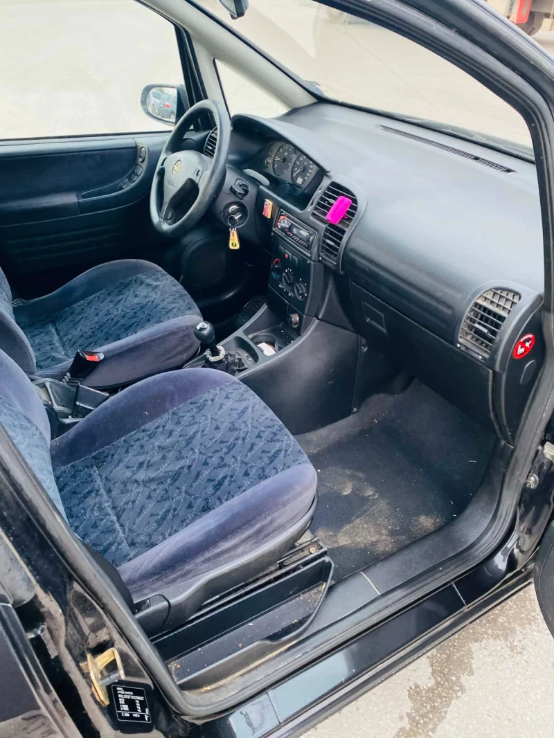 Opel Zafira 1.6 газ инж , снимка 6 - Автомобили и джипове - 52913179
