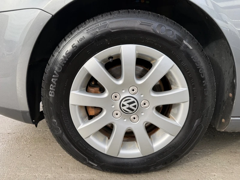 VW Golf 1.6i -102hp, снимка 16 - Автомобили и джипове - 53283269
