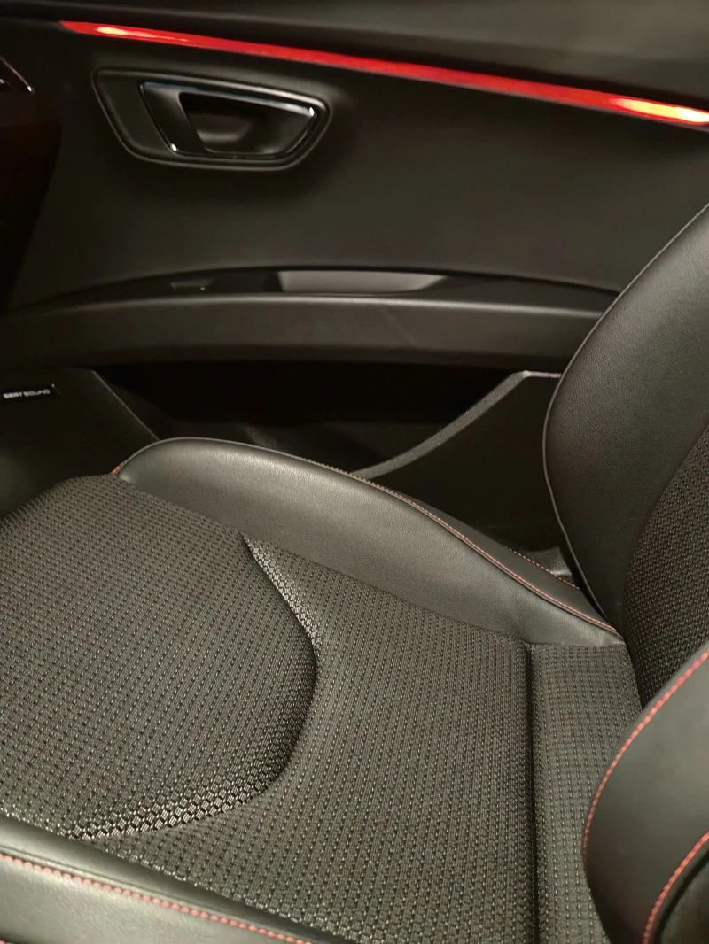 Seat Leon 2.0TDI* FR* 184к.с* GERMANY* DRIVE SELECT* LINE AS, снимка 16 - Автомобили и джипове - 53456273