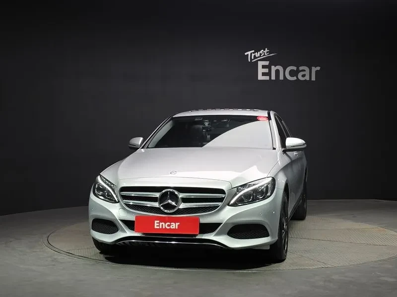 Mercedes-Benz C 220 4MATIC, снимка 3 - Автомобили и джипове - 54282237