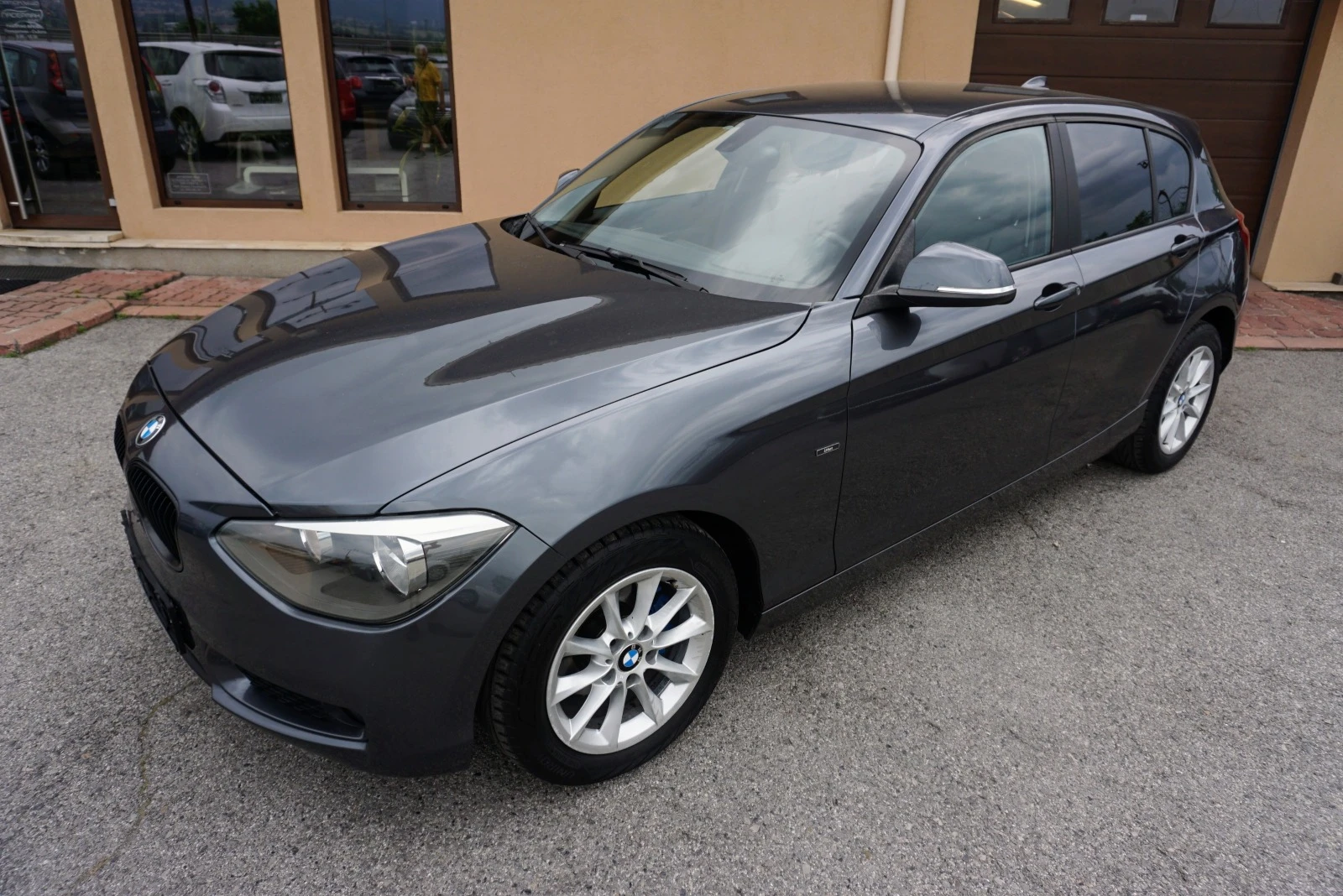BMW 116 d 2.0 URBAN, снимка 1