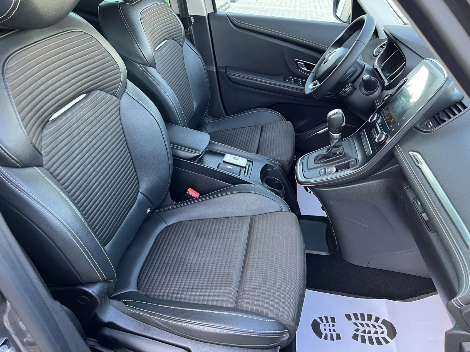 Renault Grand scenic SWISS!!!NAVI-AVTOMAT-163KC-7M FULL!!! | Mobile.bg — изображение 11