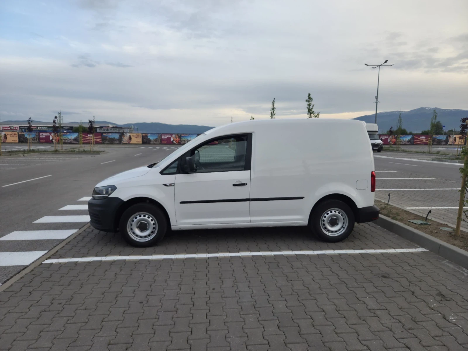 VW Caddy  - изображение 3