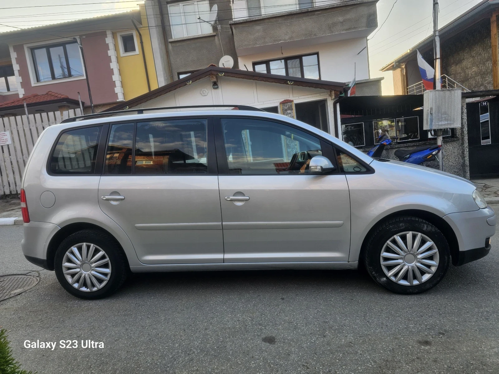VW Touran 2, 0TDI - изображение 4