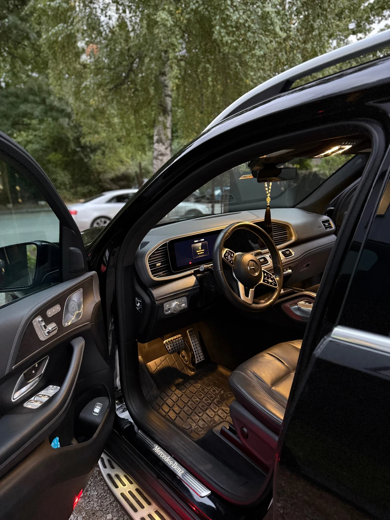 Mercedes-Benz GLS 450 4x4 AMG - изображение 7