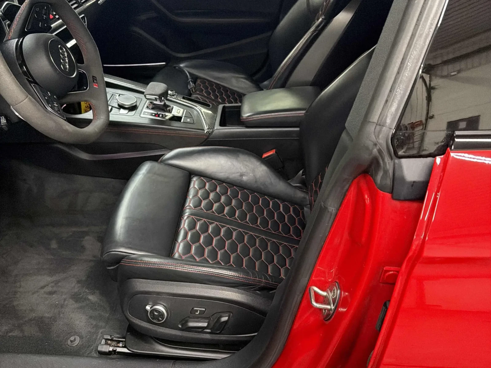 Audi Rs5 * TECHNIK* CARFAX * БЕЗ ПЪРВОНАЧАЛНА ВНОСКА - изображение 6