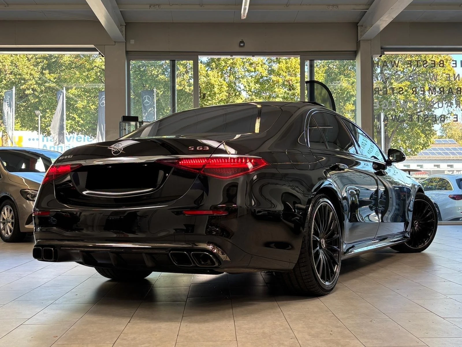 Mercedes-Benz S 63 AMG 4-MATIC E-PERFORMANCE CARBON HEAD UP 360  - изображение 3