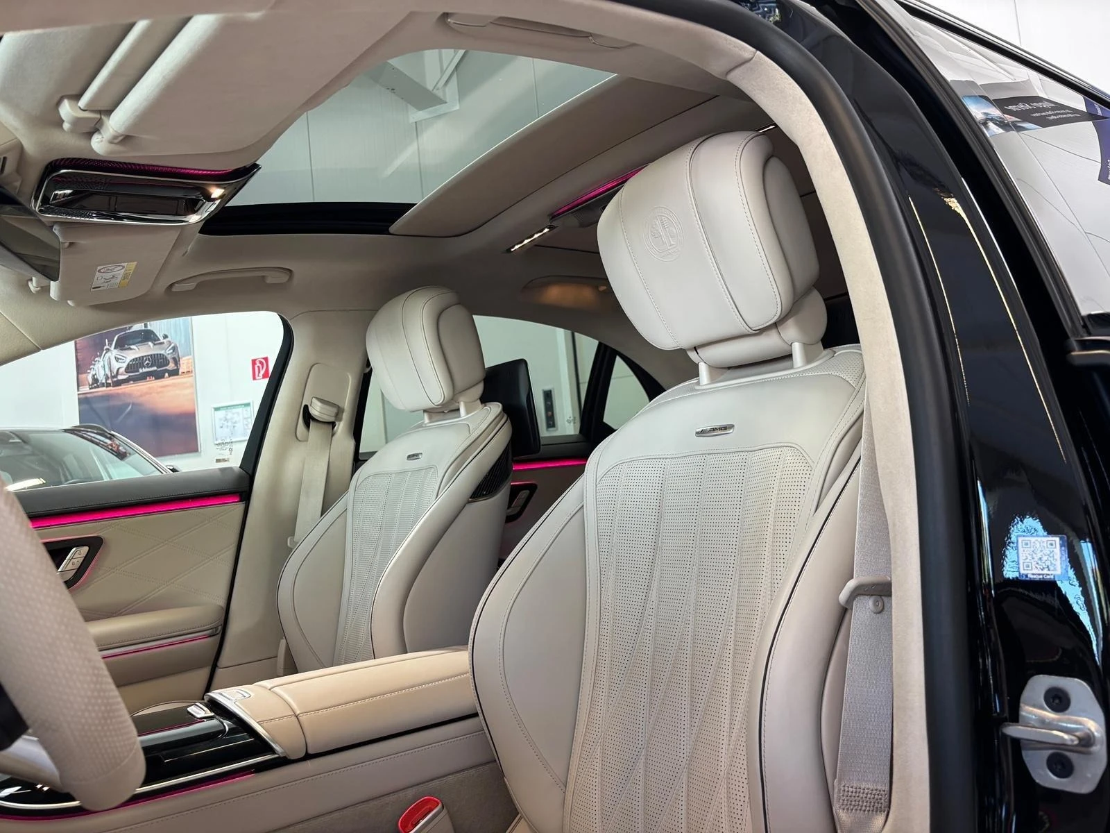 Mercedes-Benz S 63 AMG 4-MATIC E-PERFORMANCE CARBON HEAD UP 360  - изображение 8