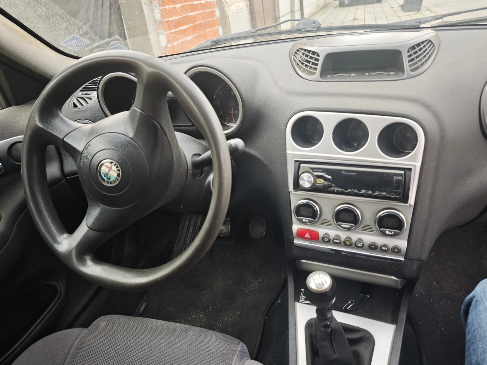 Alfa Romeo 156 sportwagon 1.9JTD - изображение 4