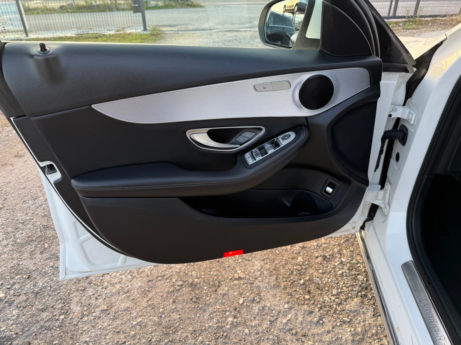 Mercedes-Benz C 200  Hybrid | Mobile.bg   6