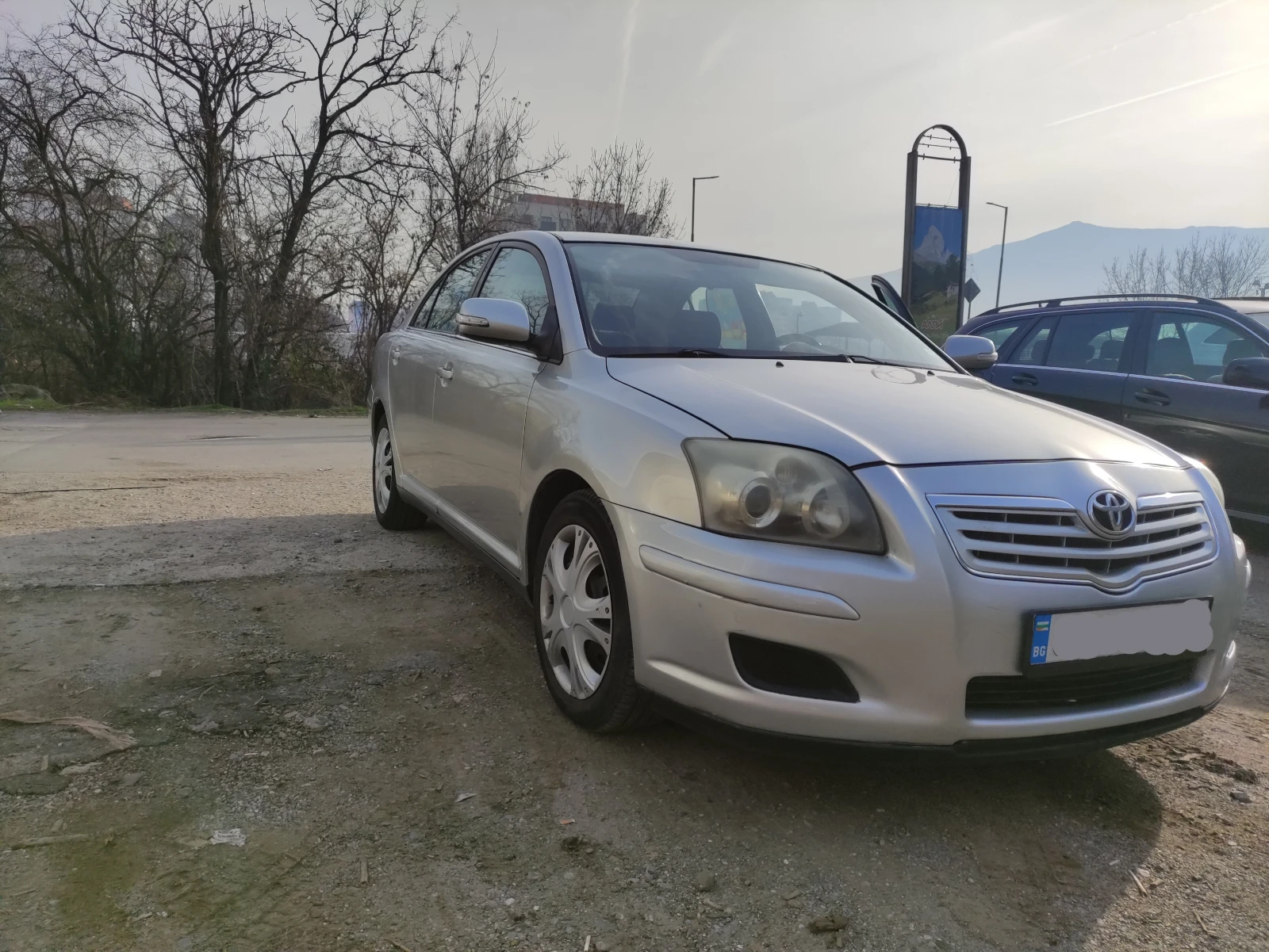 Toyota Avensis  - изображение 4