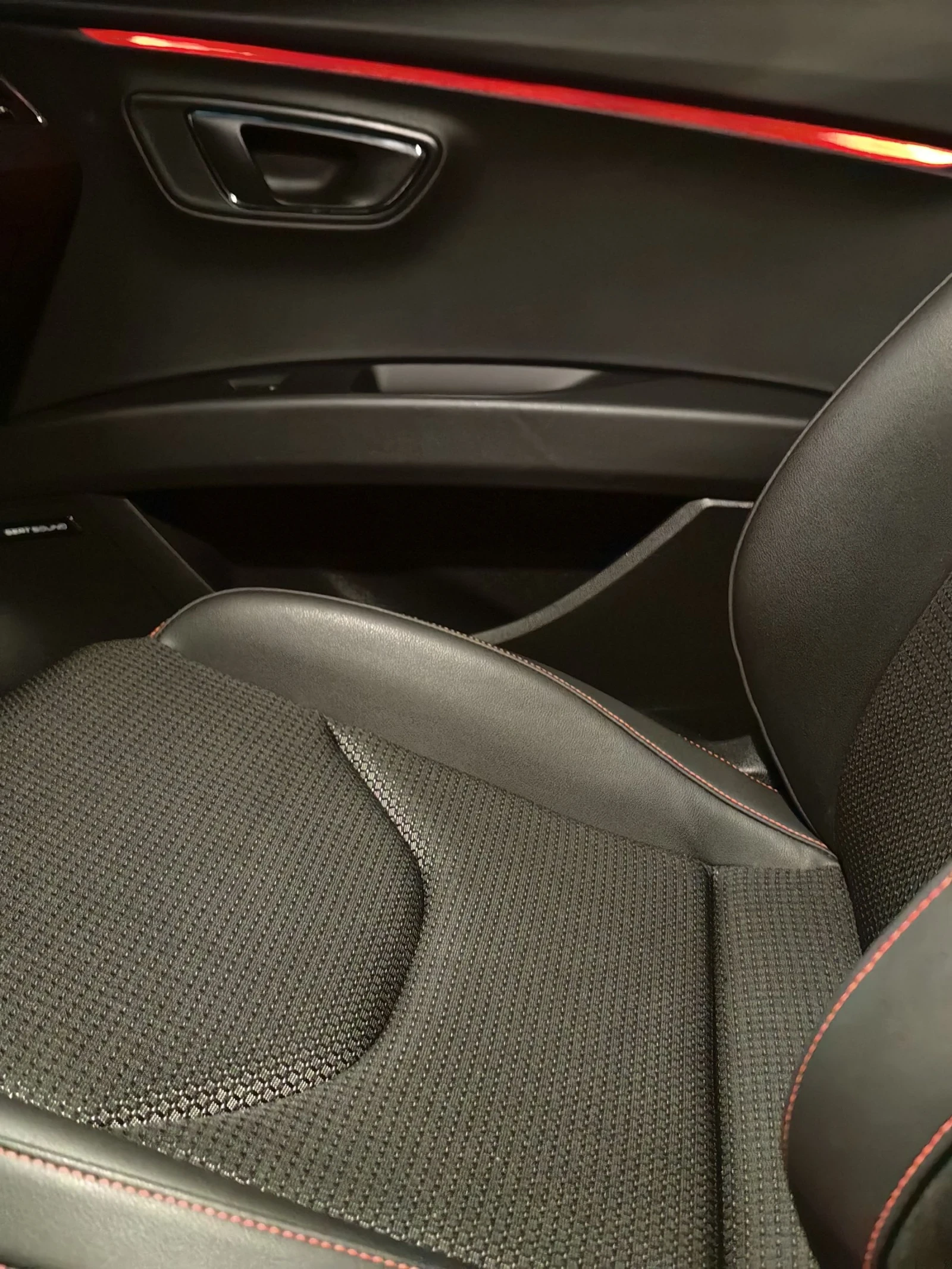 Seat Leon 2.0TDI* FR* 184�.�* GERMANY* DRIVE SELECT* LINE AS | Mobile.bg � ����������� 16