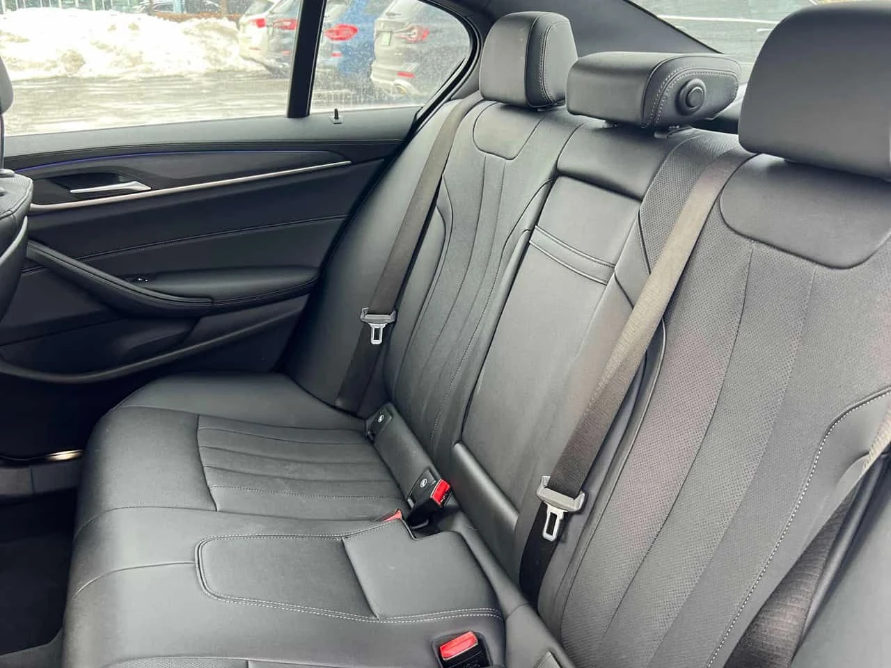 BMW 530 * 530i xDrive * CARFAX * ���� �� �� | Mobile.bg � ����������� 12