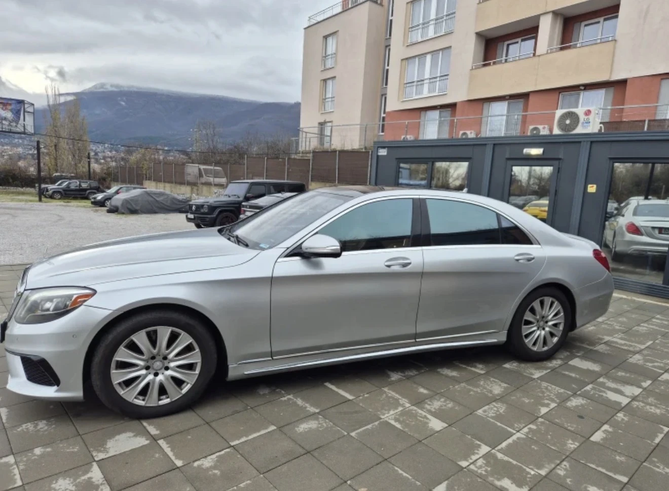 Mercedes-Benz S 500 6.3 AMG  * BURMESTER * 360 , снимка 6 - Автомобили и джипове - 54279549