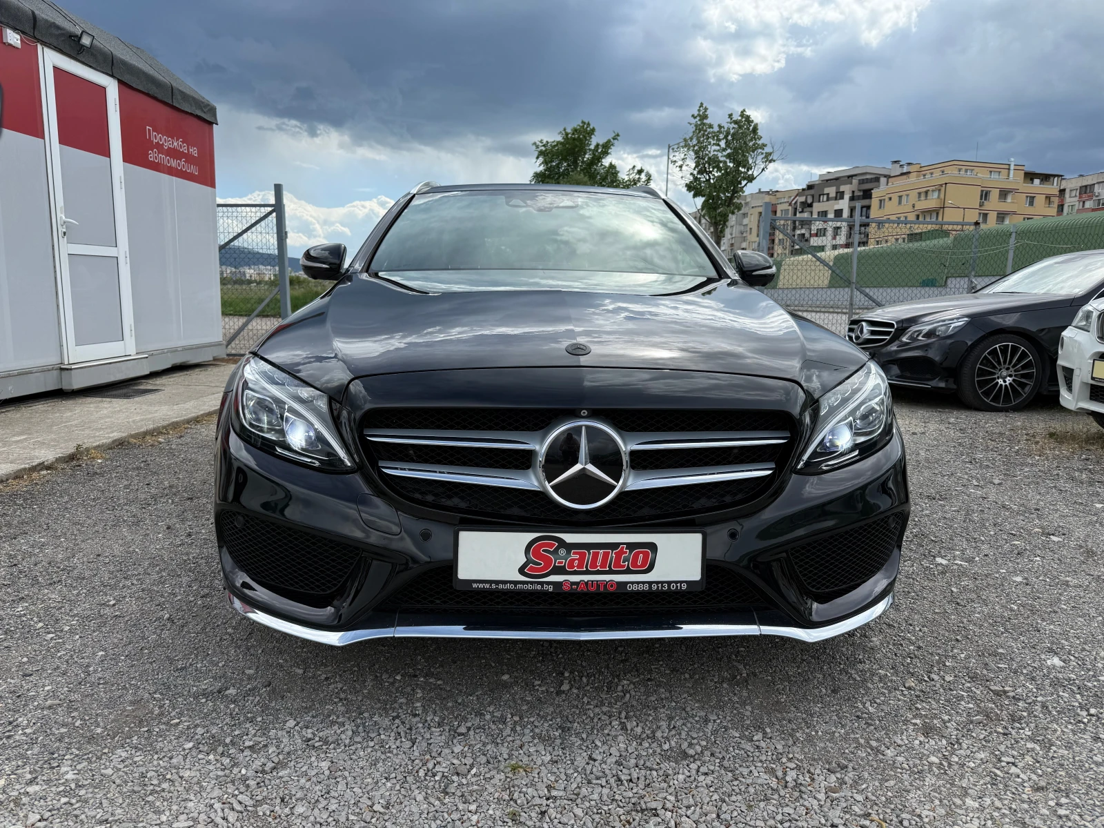 Mercedes-Benz C 400 4M AMG/DESIGNO/360/DISTR/ОБДУХ/K LESS/H UP/ПЕЧКА, снимка 2 - Автомобили и джипове - 54539629
