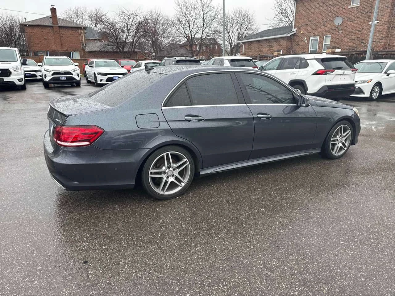 Mercedes-Benz E 250 * BlueTEC * 360 * ПОДГРЕВ * PANO* NAVI, снимка 3 - Автомобили и джипове - 54647735