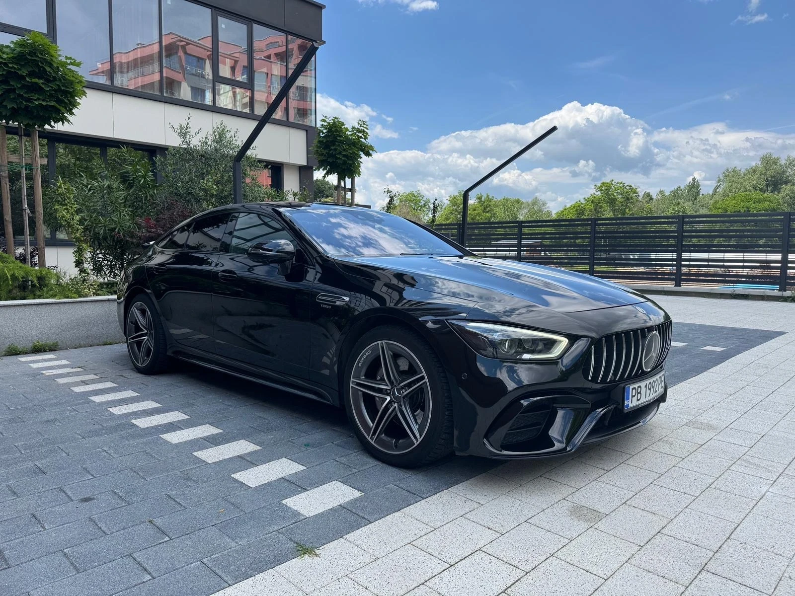 Mercedes-Benz AMG GT 43, снимка 3 - Автомобили и джипове - 54712478