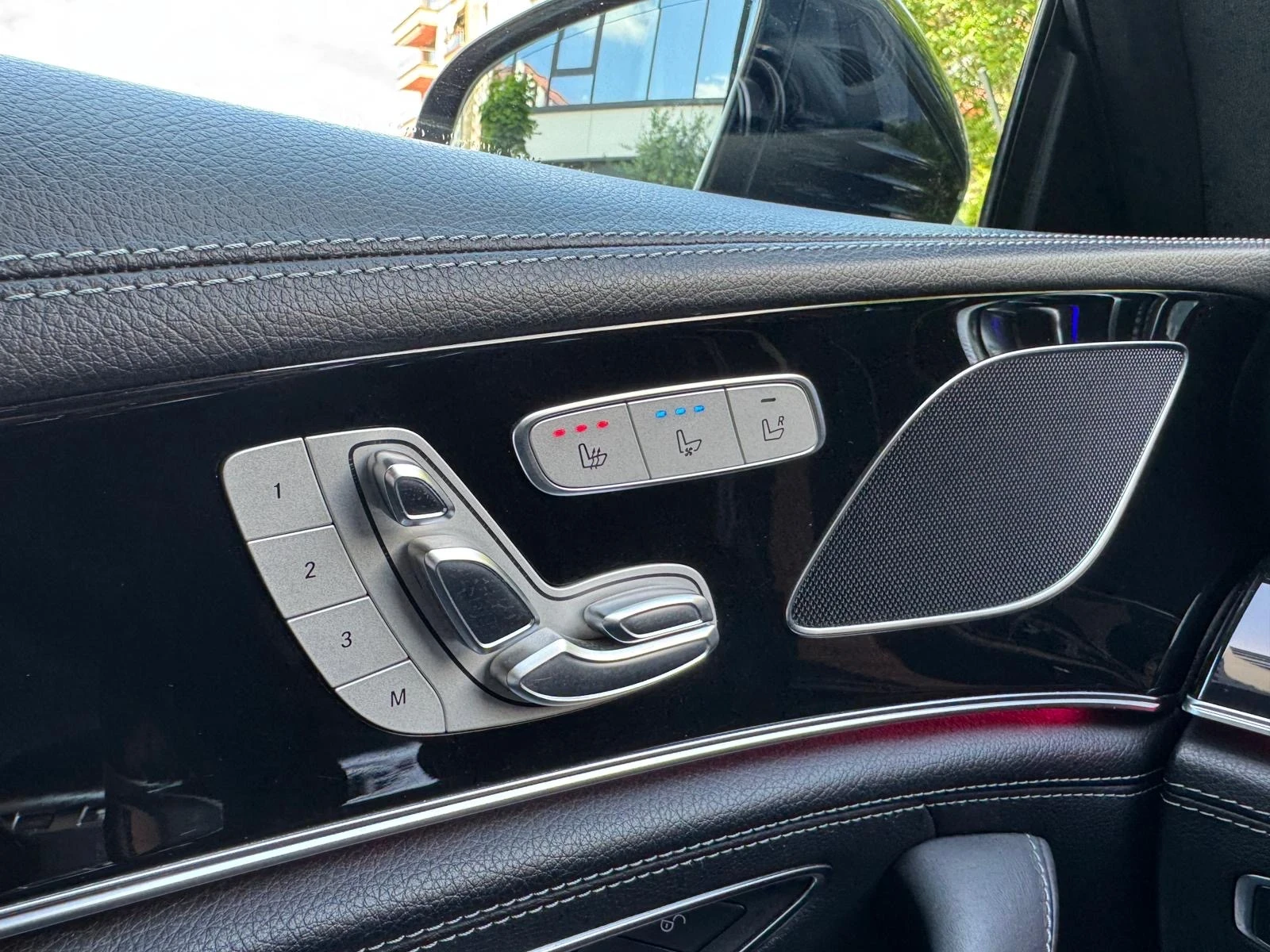 Mercedes-Benz AMG GT 43, снимка 8 - Автомобили и джипове - 54712478