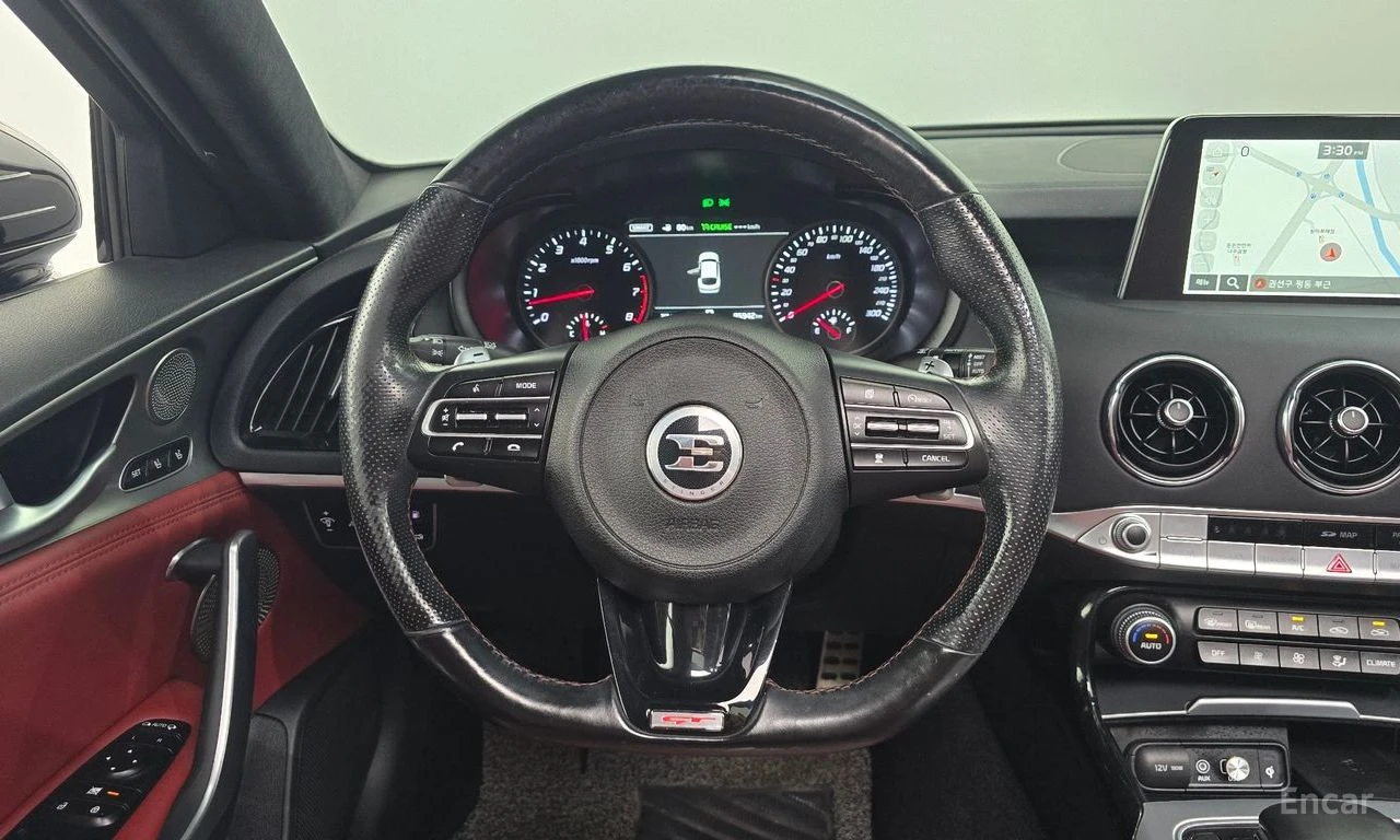 Kia Stinger 3.3* TURBO* AWD* ПОДГРЕВ* ОБДУХВАНЕ GT* , снимка 4 - Автомобили и джипове - 54762825