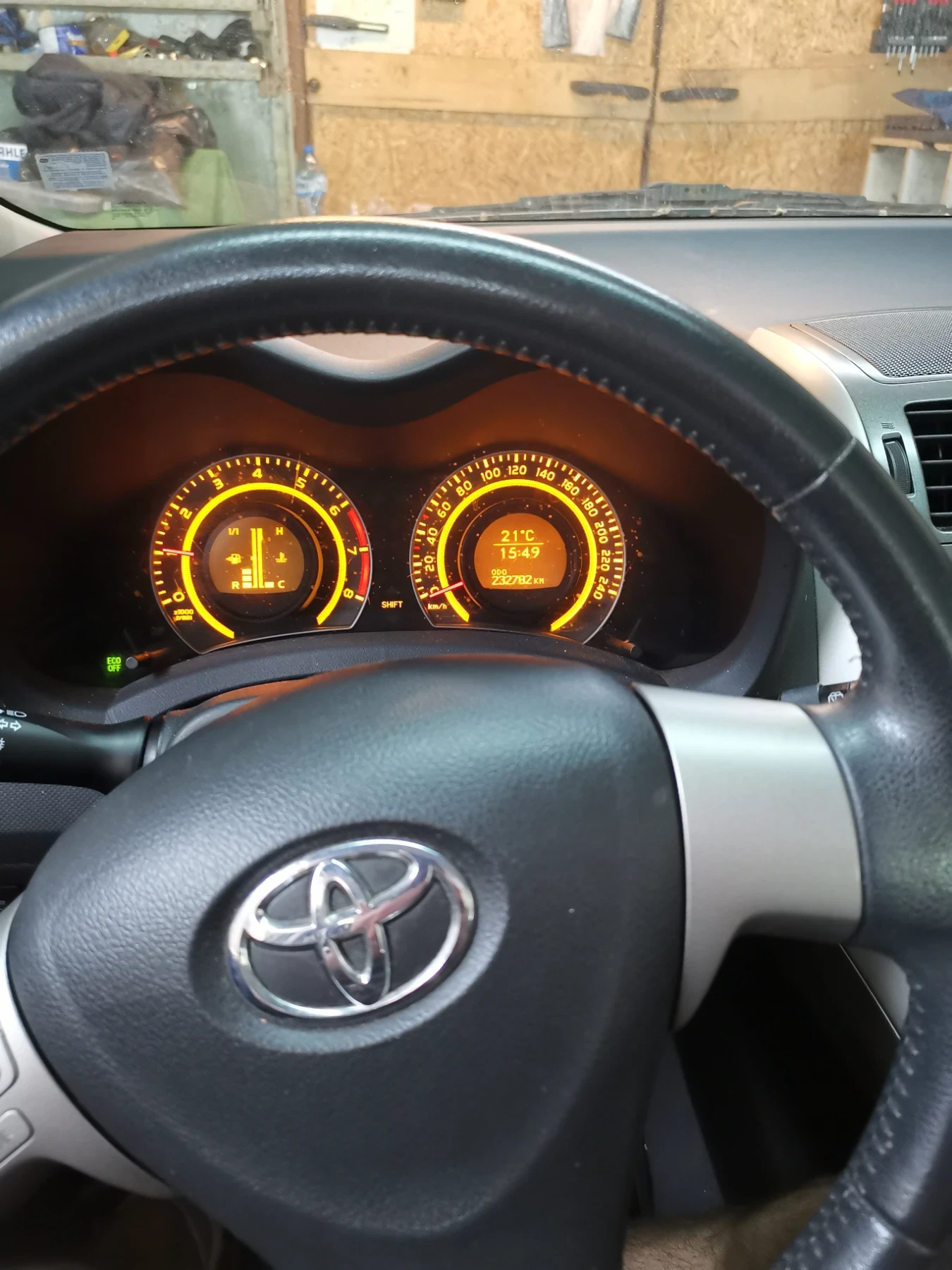 Toyota Auris, снимка 8 - Автомобили и джипове - 54767532