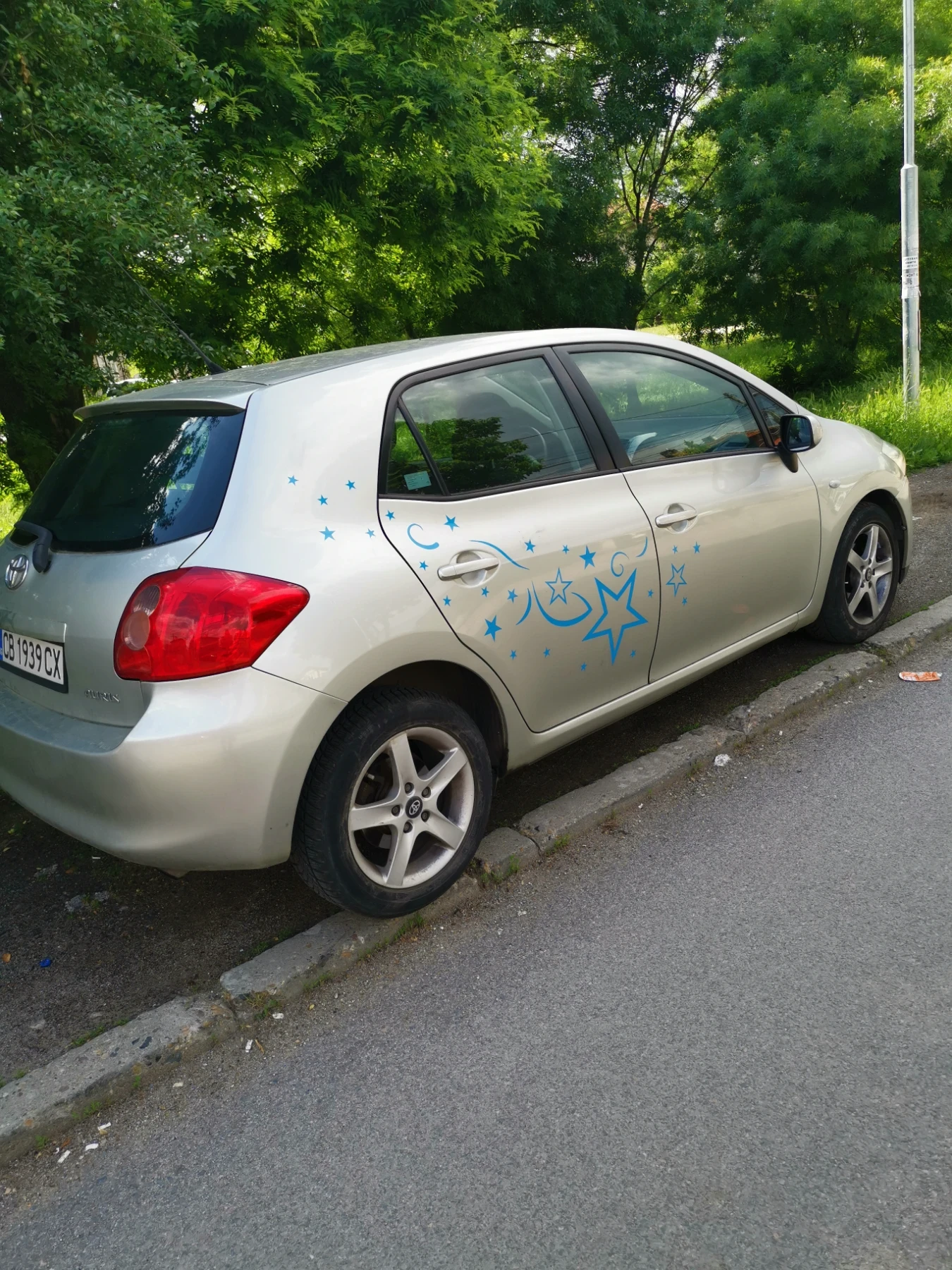 Toyota Auris, снимка 4 - Автомобили и джипове - 54767532