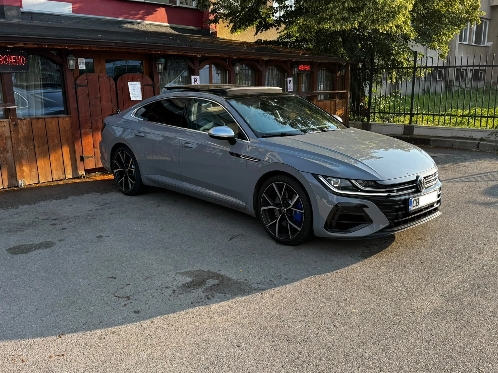 VW Arteon R
