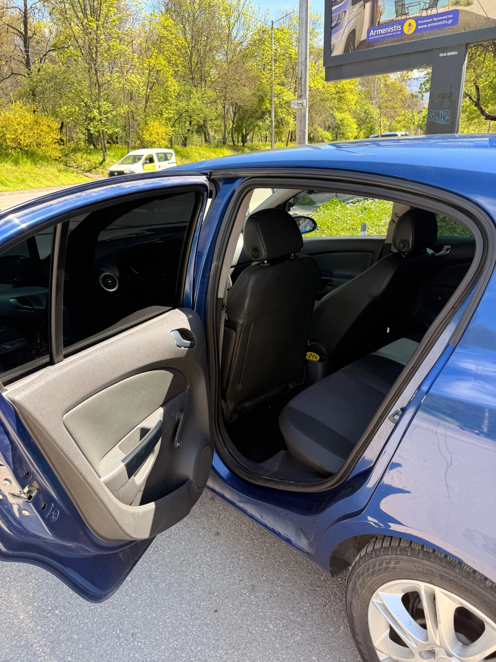 Opel Corsa, снимка 6 - Автомобили и джипове - 56218365