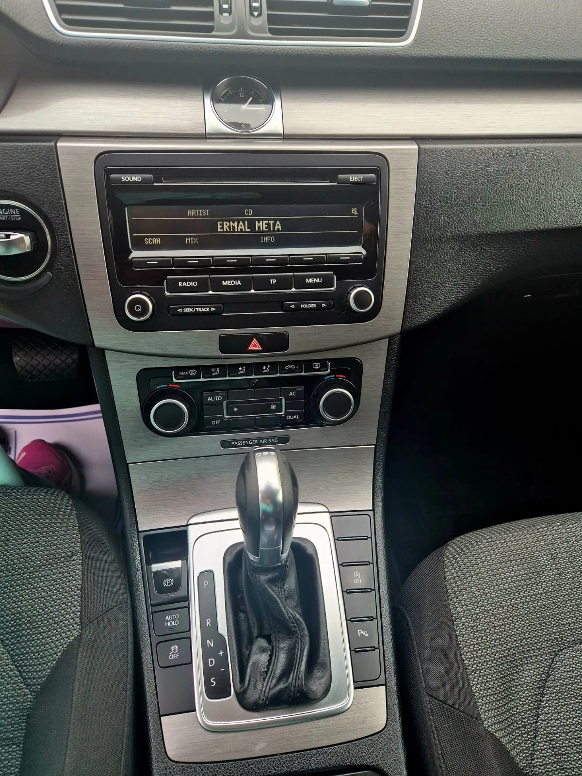 VW Passat 2.0 TDI BLUE MOTION/Auto, снимка 12 - Автомобили и джипове - 56288273
