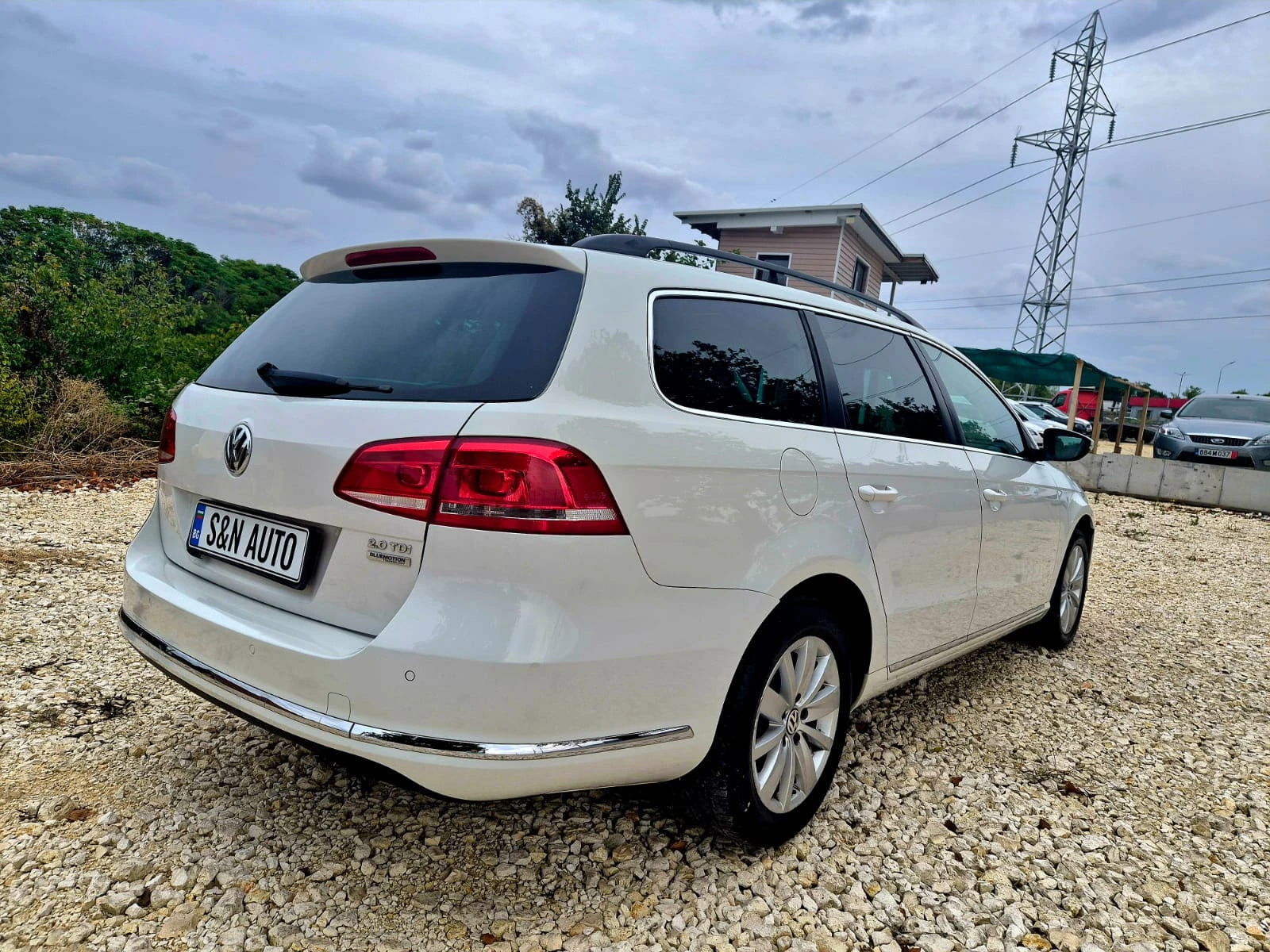 VW Passat 2.0 TDI BLUE MOTION/Auto, снимка 8 - Автомобили и джипове - 56288273