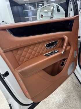 Bentley Bentayga First Edition 6.0 W12  салон с диамантен шев, снимка 7