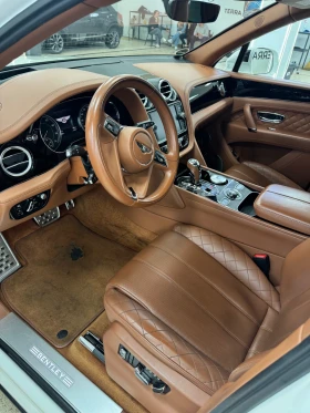 Bentley Bentayga First Edition 6.0 W12  салон с диамантен шев, снимка 9