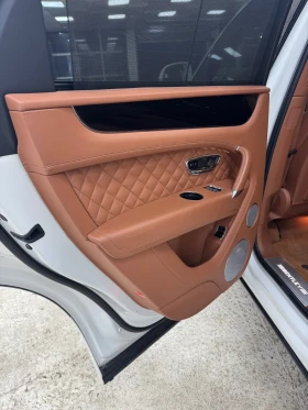 Bentley Bentayga First Edition 6.0 W12  салон с диамантен шев, снимка 10