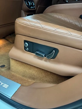 Bentley Bentayga First Edition 6.0 W12  салон с диамантен шев, снимка 17