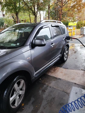 Mitsubishi Outlander 4x4, ГАЗ , снимка 2